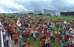 Ato em Brasília contra a Terceirização 07/04/2015