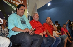 plenria_lula_9_20150401_1923867052