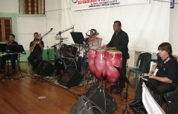 posse_3_20140816_1826761356